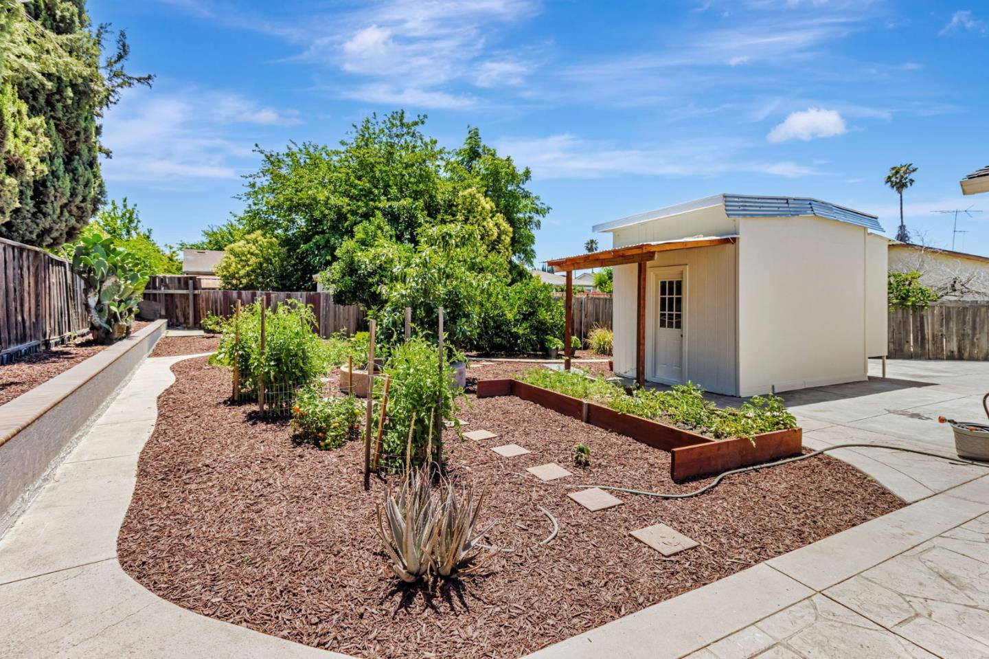 Detail Gallery Image 38 of 43 For 2830 Gavilan Ct, San Jose,  CA 95148 - 5 Beds | 3 Baths