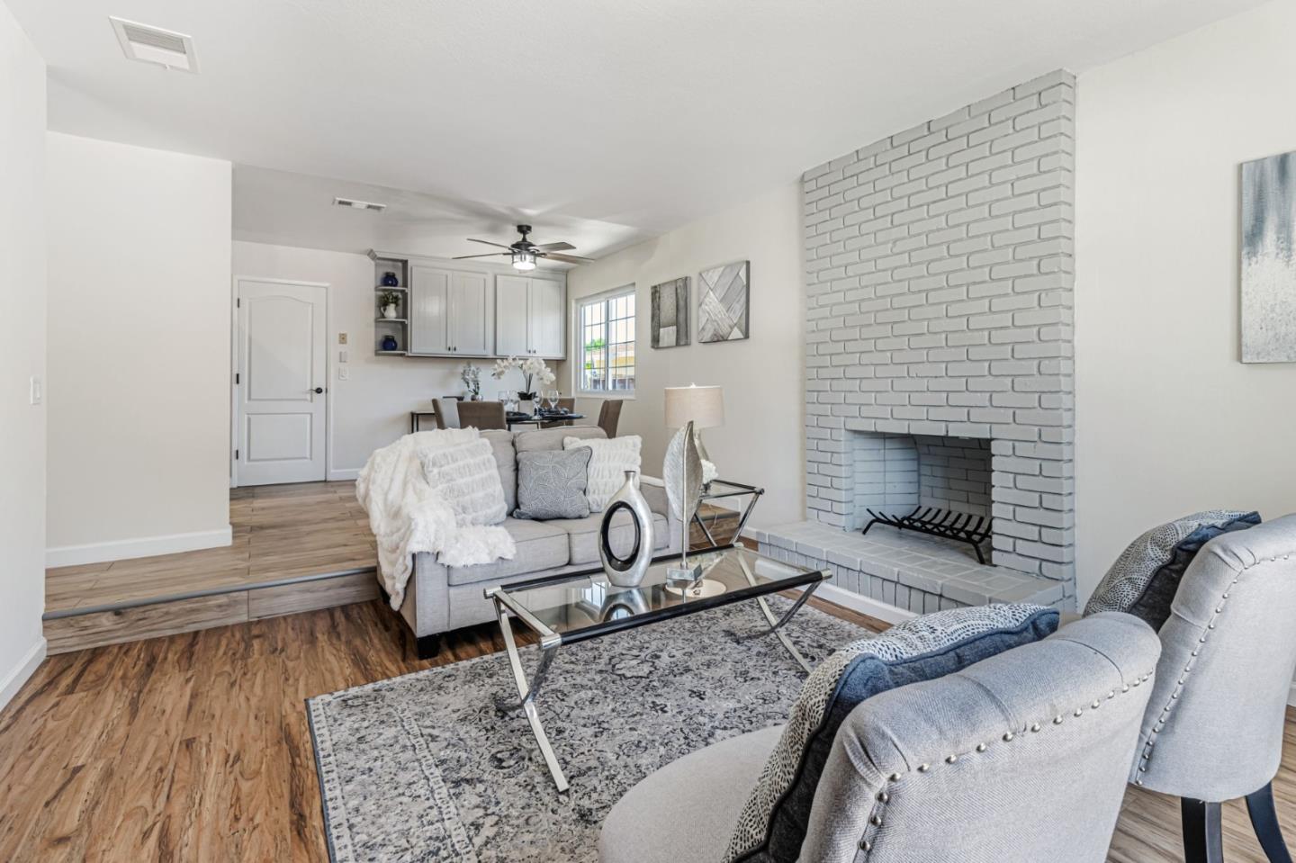 Detail Gallery Image 9 of 43 For 2830 Gavilan Ct, San Jose,  CA 95148 - 5 Beds | 3 Baths