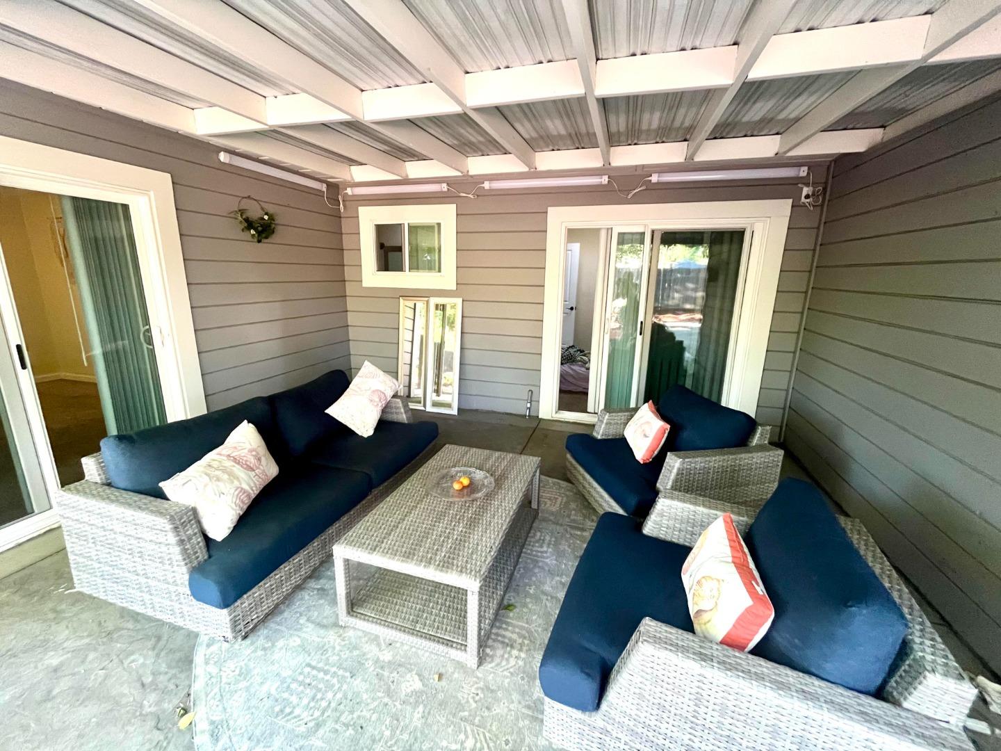 Detail Gallery Image 14 of 20 For 137 Diablo Ct, Pleasant Hill,  CA 94523 - 3 Beds | 1 Baths