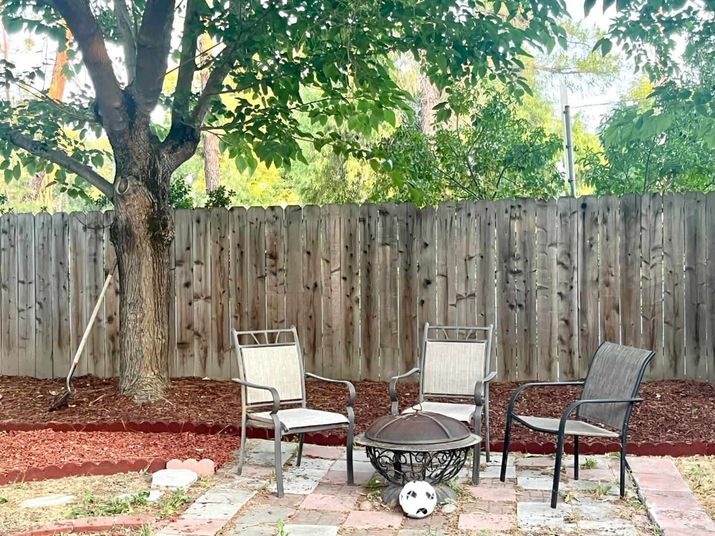 Detail Gallery Image 17 of 20 For 137 Diablo Ct, Pleasant Hill,  CA 94523 - 3 Beds | 1 Baths