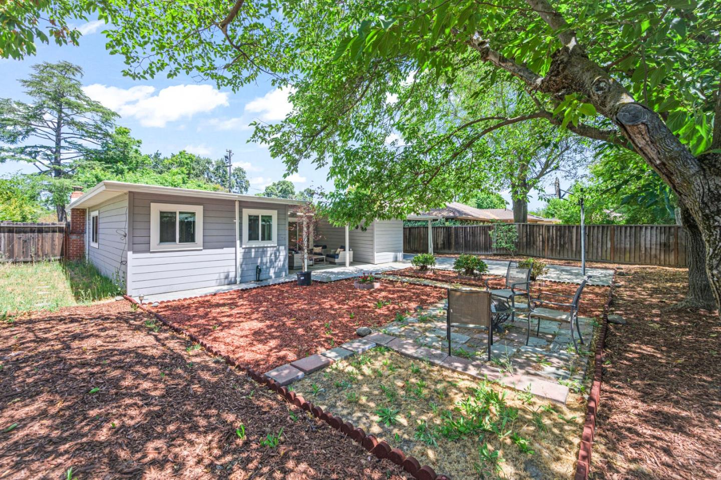 Detail Gallery Image 28 of 33 For 137 Diablo Ct, Pleasant Hill,  CA 94523 - 3 Beds | 1 Baths