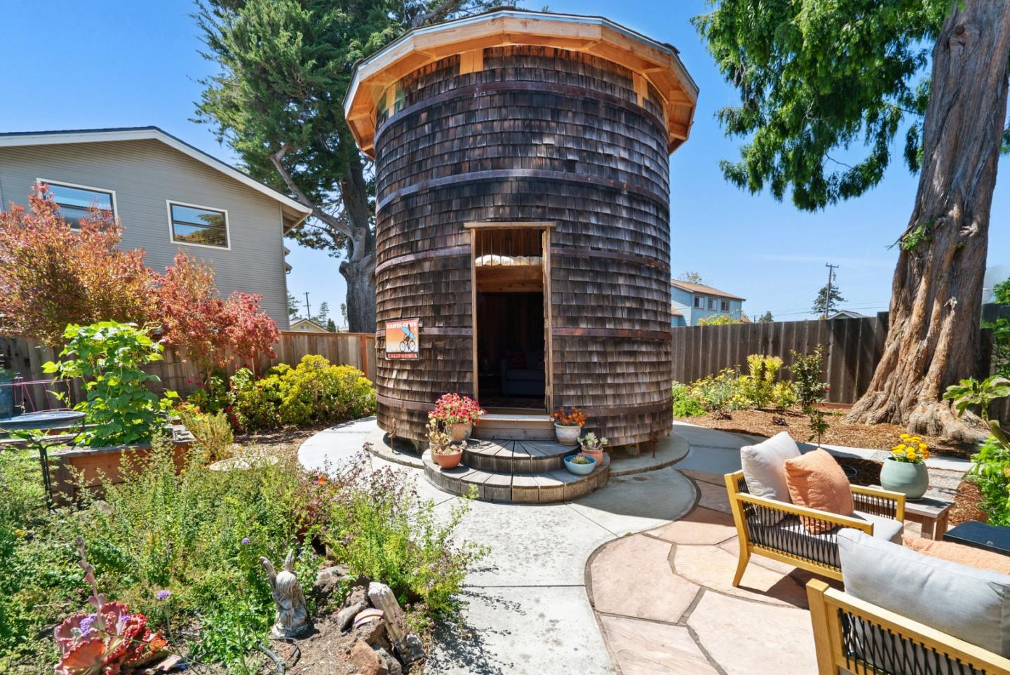 Detail Gallery Image 29 of 57 For 505 Cayuga St, Santa Cruz,  CA 95062 - 3 Beds | 1/1 Baths