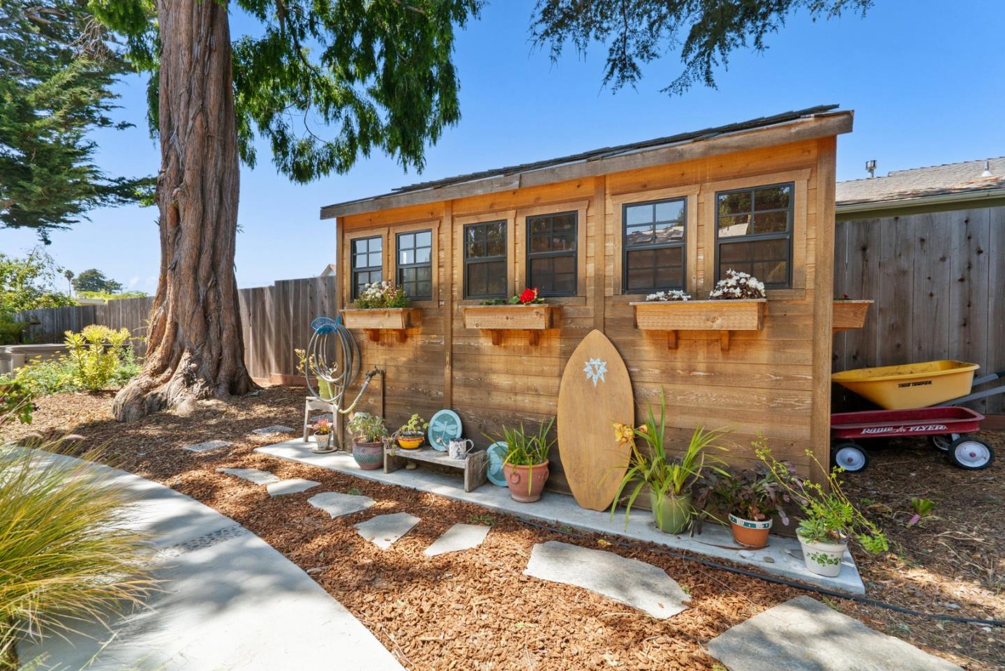 Detail Gallery Image 46 of 57 For 505 Cayuga St, Santa Cruz,  CA 95062 - 3 Beds | 1/1 Baths