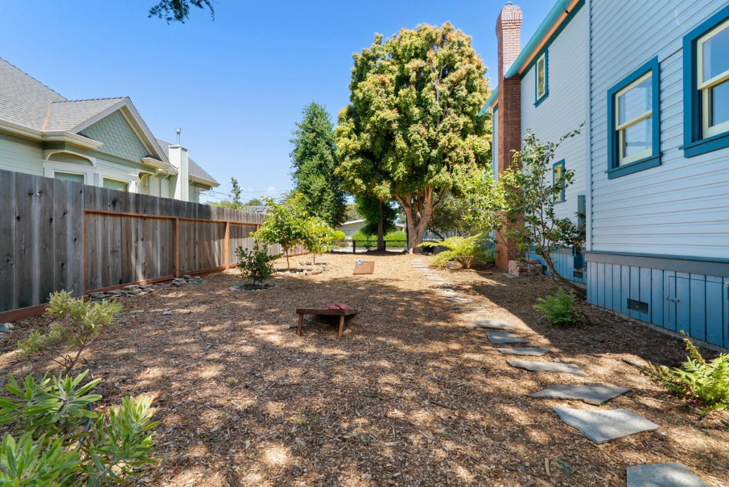 Detail Gallery Image 48 of 57 For 505 Cayuga St, Santa Cruz,  CA 95062 - 3 Beds | 1/1 Baths