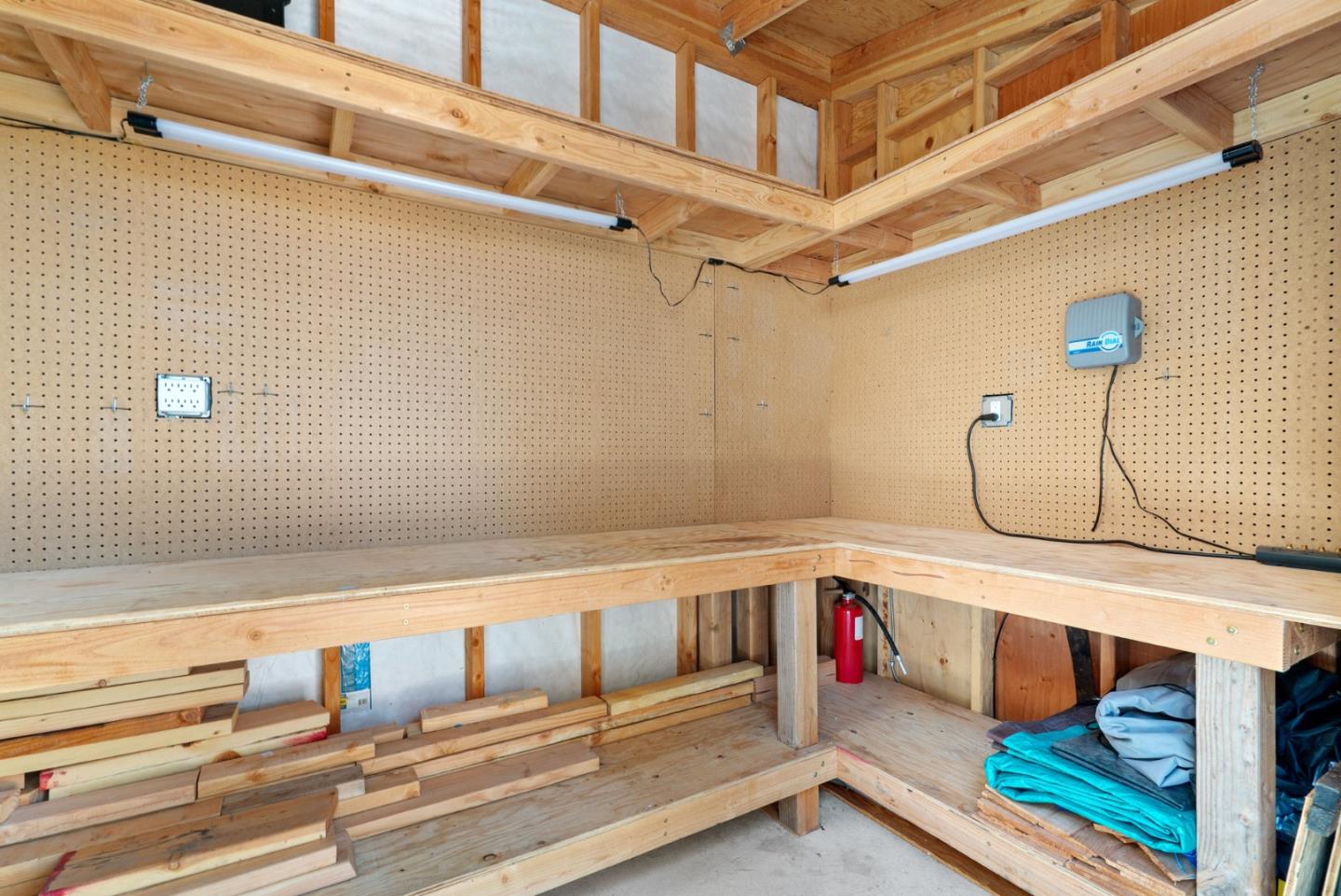 Detail Gallery Image 52 of 57 For 505 Cayuga St, Santa Cruz,  CA 95062 - 3 Beds | 1/1 Baths