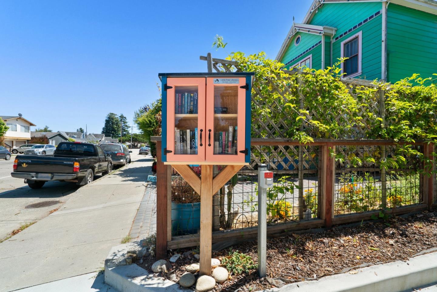 Detail Gallery Image 54 of 57 For 505 Cayuga St, Santa Cruz,  CA 95062 - 3 Beds | 1/1 Baths
