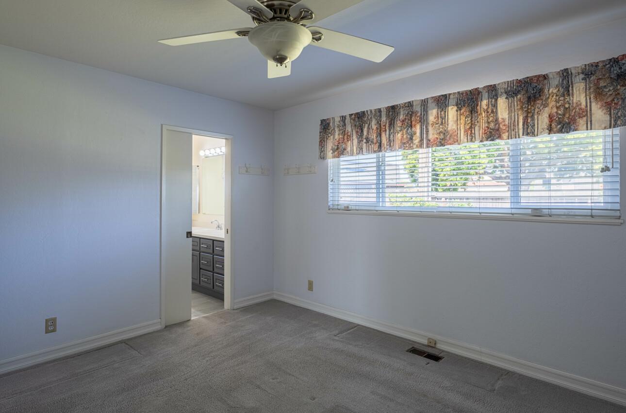 Detail Gallery Image 19 of 34 For 1223 Padre Dr, Salinas,  CA 93901 - 3 Beds | 2 Baths
