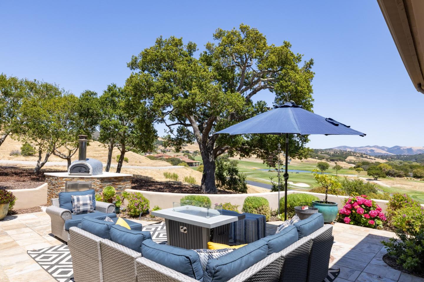 Detail Gallery Image 23 of 33 For 216 Mirasol Way, Monterey,  CA 93940 - 3 Beds | 3/1 Baths