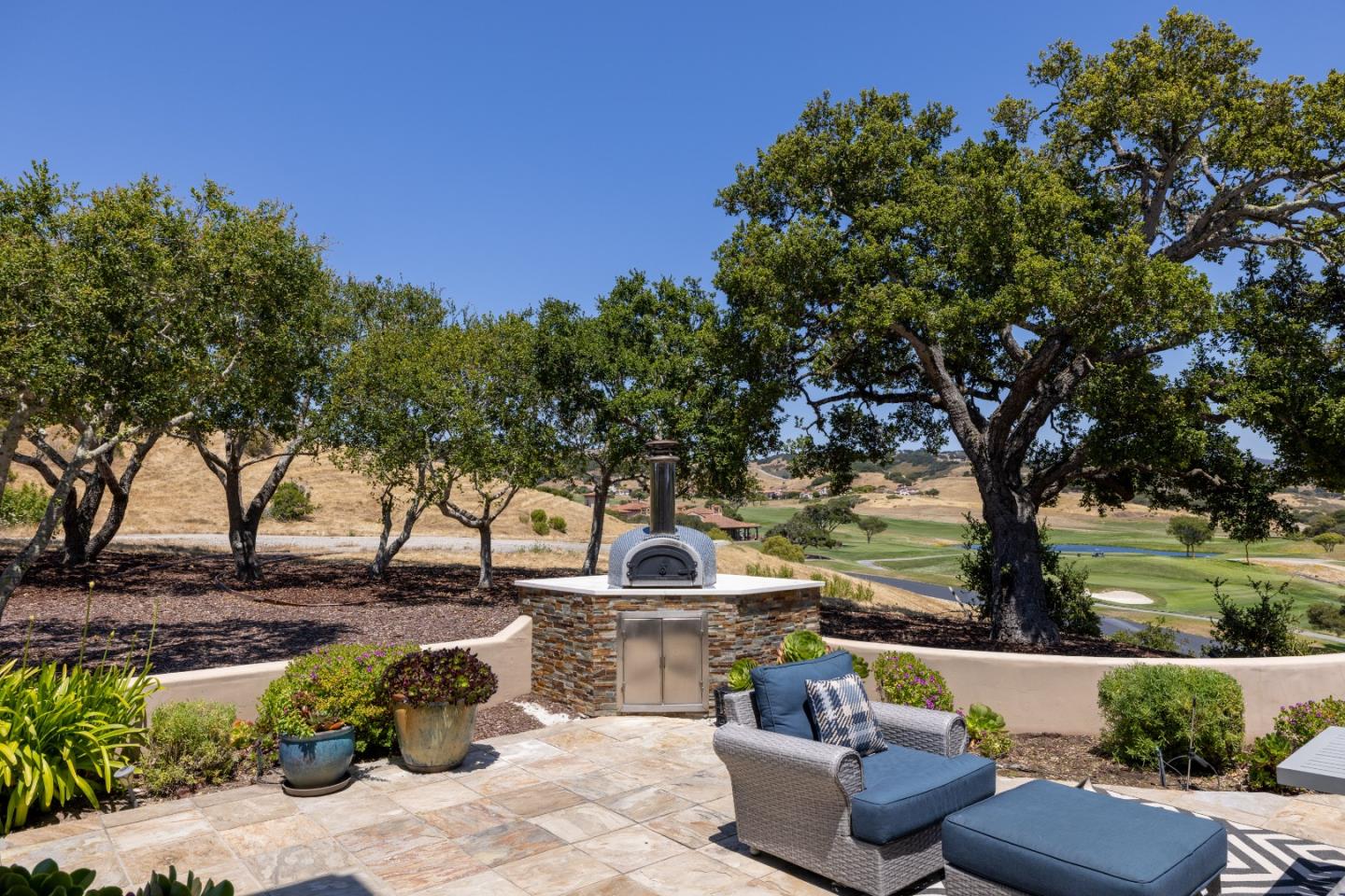 Detail Gallery Image 24 of 33 For 216 Mirasol Way, Monterey,  CA 93940 - 3 Beds | 3/1 Baths