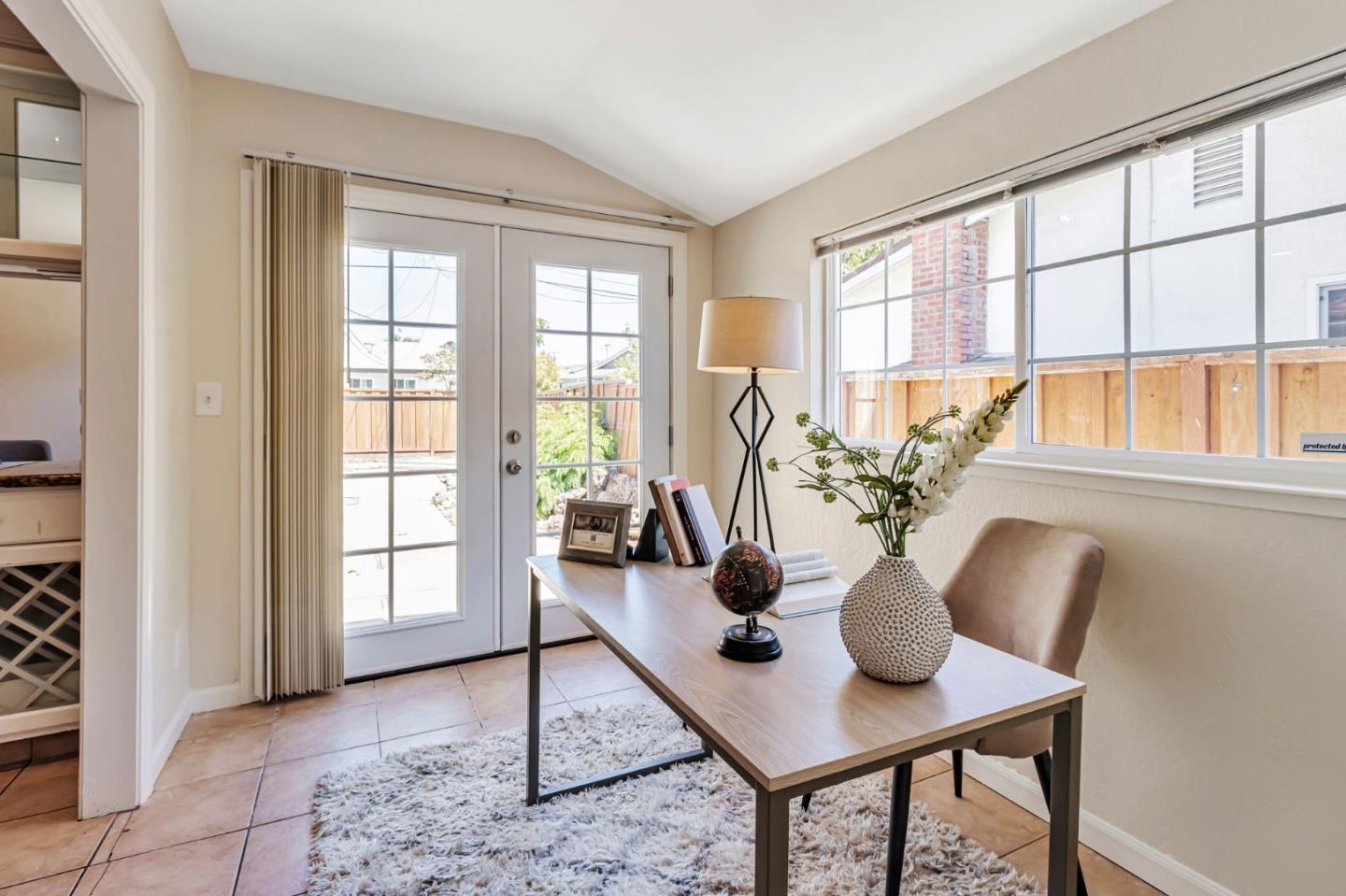 Detail Gallery Image 12 of 28 For 2081 Sheraton Dr, Santa Clara,  CA 95050 - 3 Beds | 2 Baths