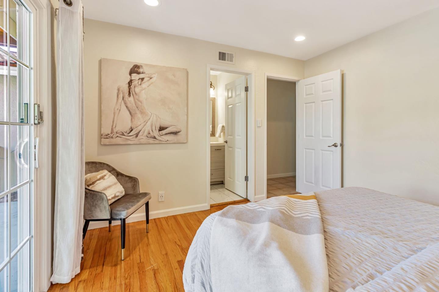 Detail Gallery Image 18 of 28 For 2081 Sheraton Dr, Santa Clara,  CA 95050 - 3 Beds | 2 Baths
