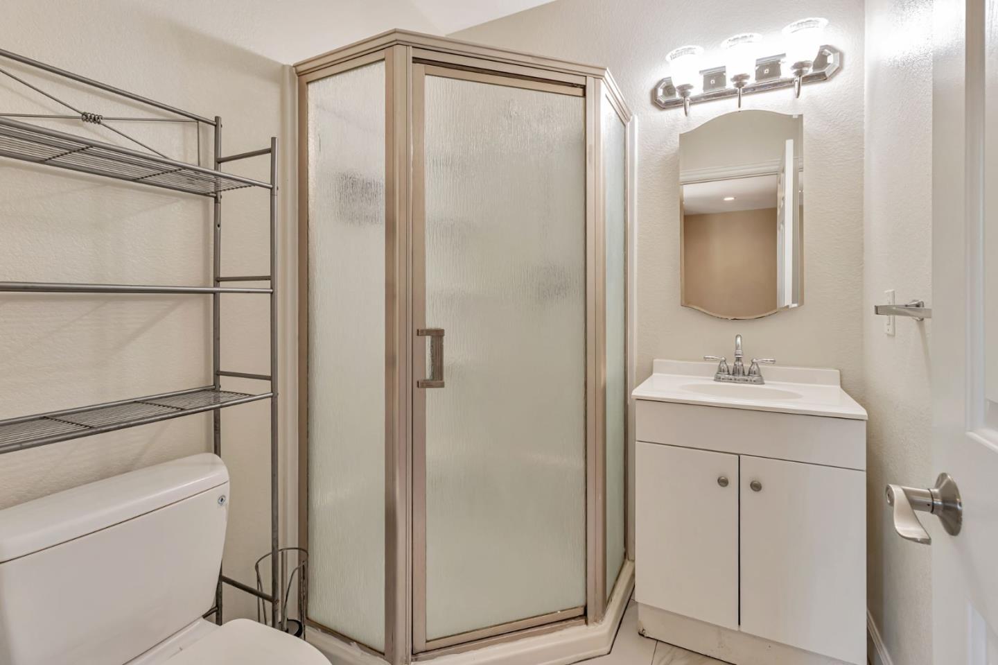 Detail Gallery Image 23 of 28 For 2081 Sheraton Dr, Santa Clara,  CA 95050 - 3 Beds | 2 Baths