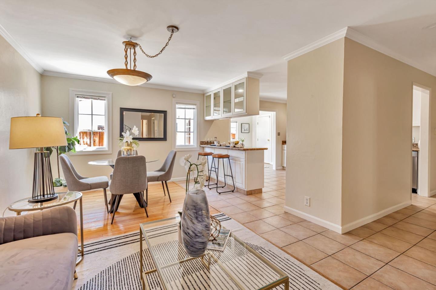 Detail Gallery Image 4 of 28 For 2081 Sheraton Dr, Santa Clara,  CA 95050 - 3 Beds | 2 Baths