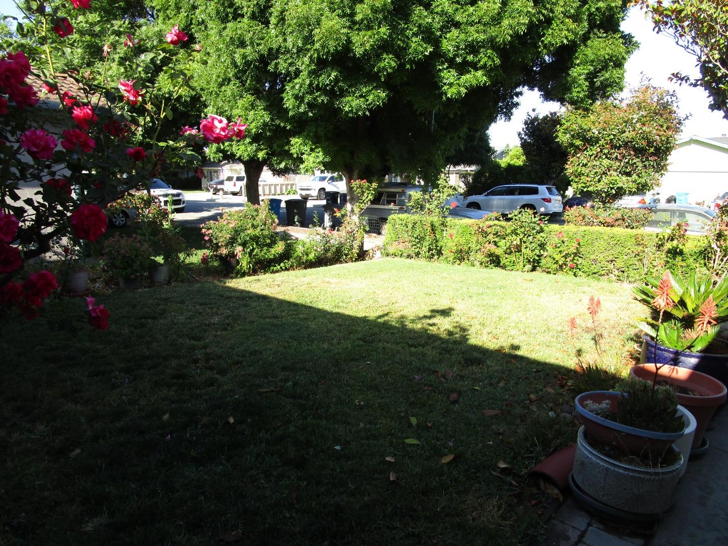 Detail Gallery Image 18 of 18 For 271 Carnoble Dr, Hollister,  CA 95023 - 3 Beds | 2 Baths
