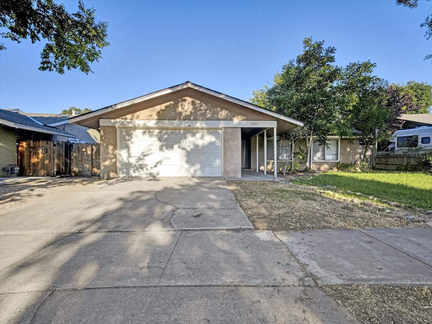 Detail Gallery Image 1 of 32 For 3559 Vernal Ave, Merced,  CA 95340 - 3 Beds | 2 Baths