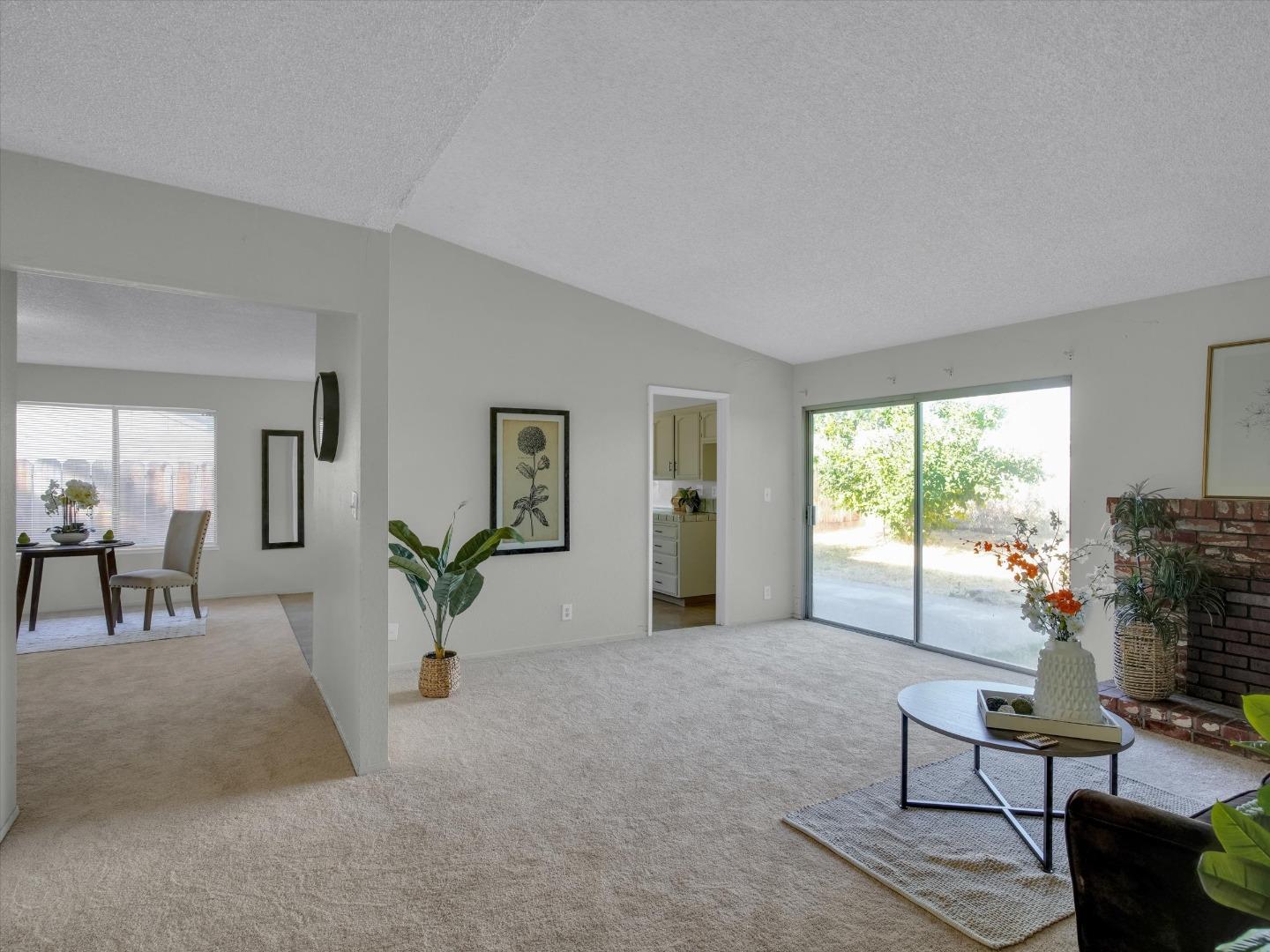 Detail Gallery Image 2 of 32 For 3559 Vernal Ave, Merced,  CA 95340 - 3 Beds | 2 Baths
