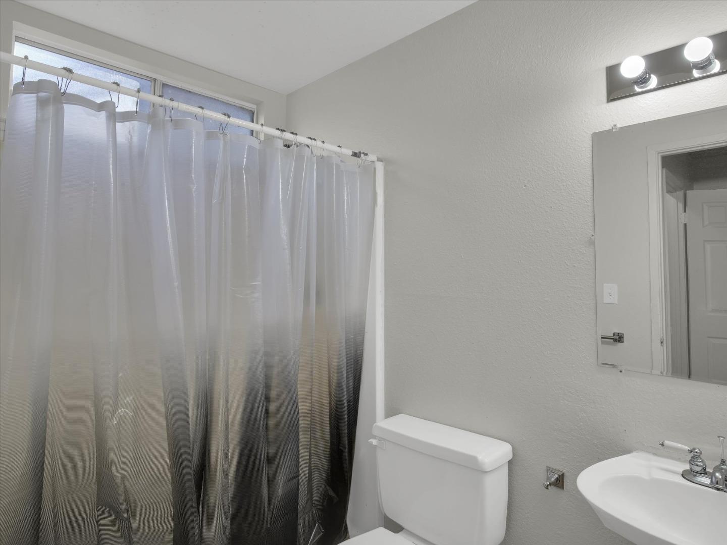 Detail Gallery Image 24 of 32 For 3559 Vernal Ave, Merced,  CA 95340 - 3 Beds | 2 Baths