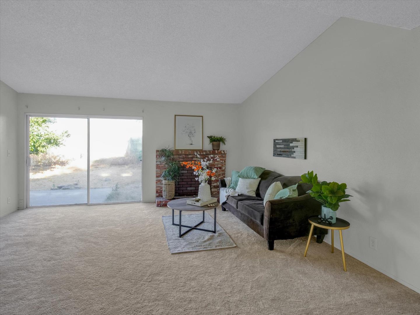 Detail Gallery Image 3 of 32 For 3559 Vernal Ave, Merced,  CA 95340 - 3 Beds | 2 Baths