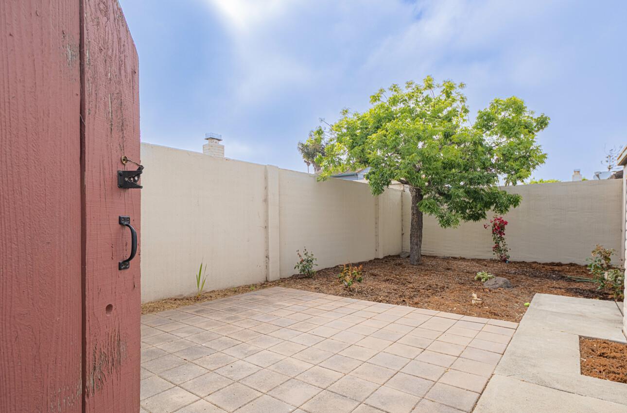 Detail Gallery Image 12 of 35 For 740 Alvarado Dr, Salinas,  CA 93907 - 3 Beds | 2 Baths