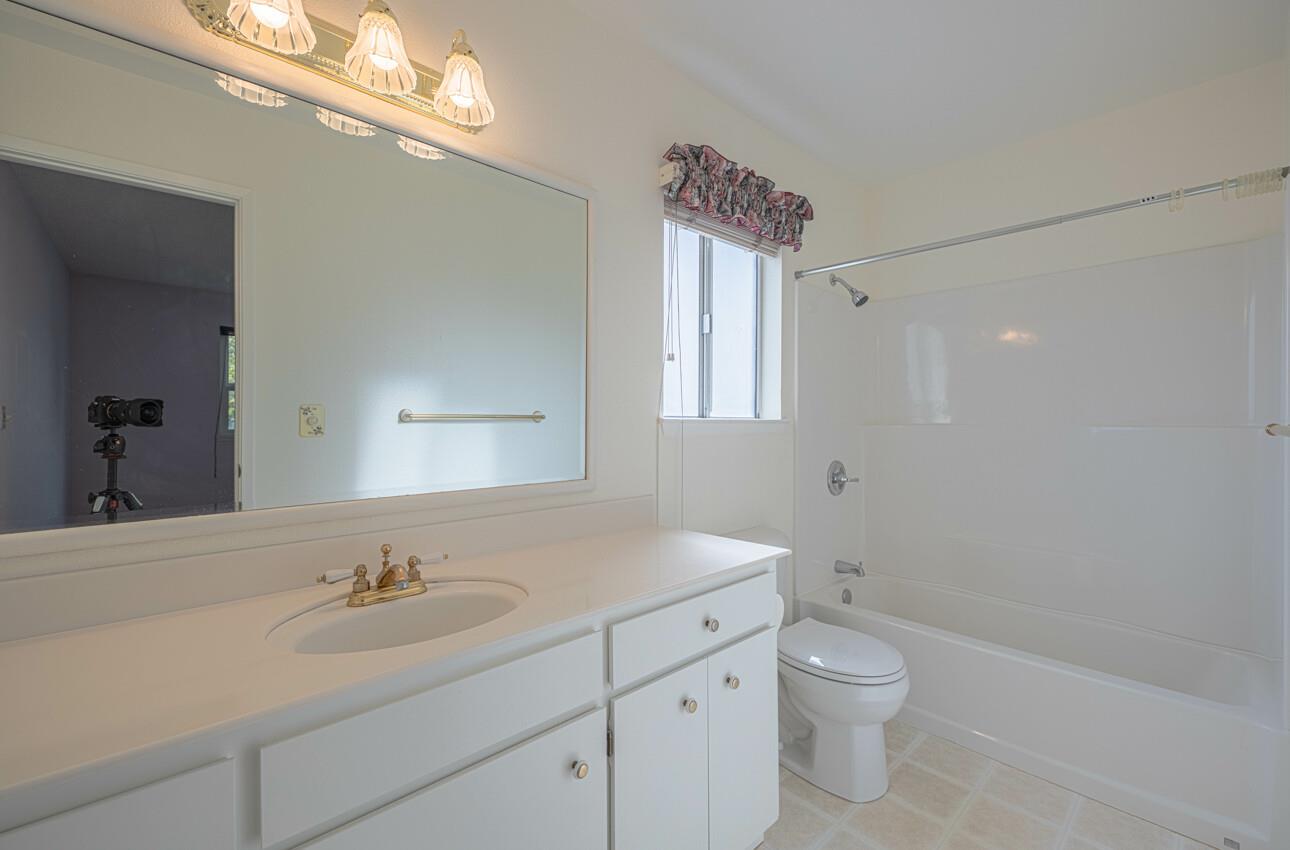 Detail Gallery Image 24 of 35 For 740 Alvarado Dr, Salinas,  CA 93907 - 3 Beds | 2 Baths