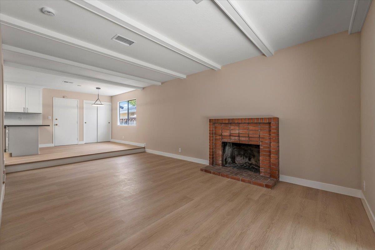 Detail Gallery Image 10 of 27 For 2543 Loomis Dr, San Jose,  CA 95121 - 3 Beds | 2 Baths