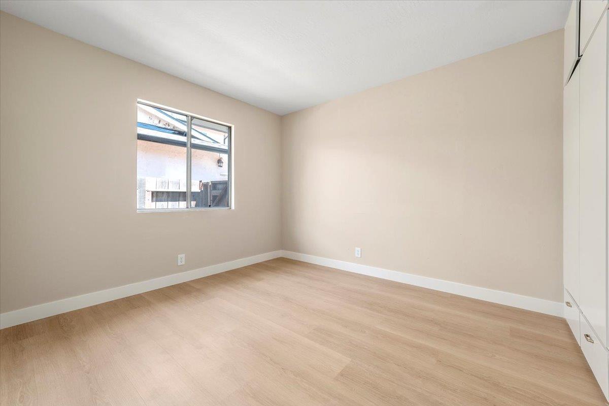 Detail Gallery Image 15 of 27 For 2543 Loomis Dr, San Jose,  CA 95121 - 3 Beds | 2 Baths