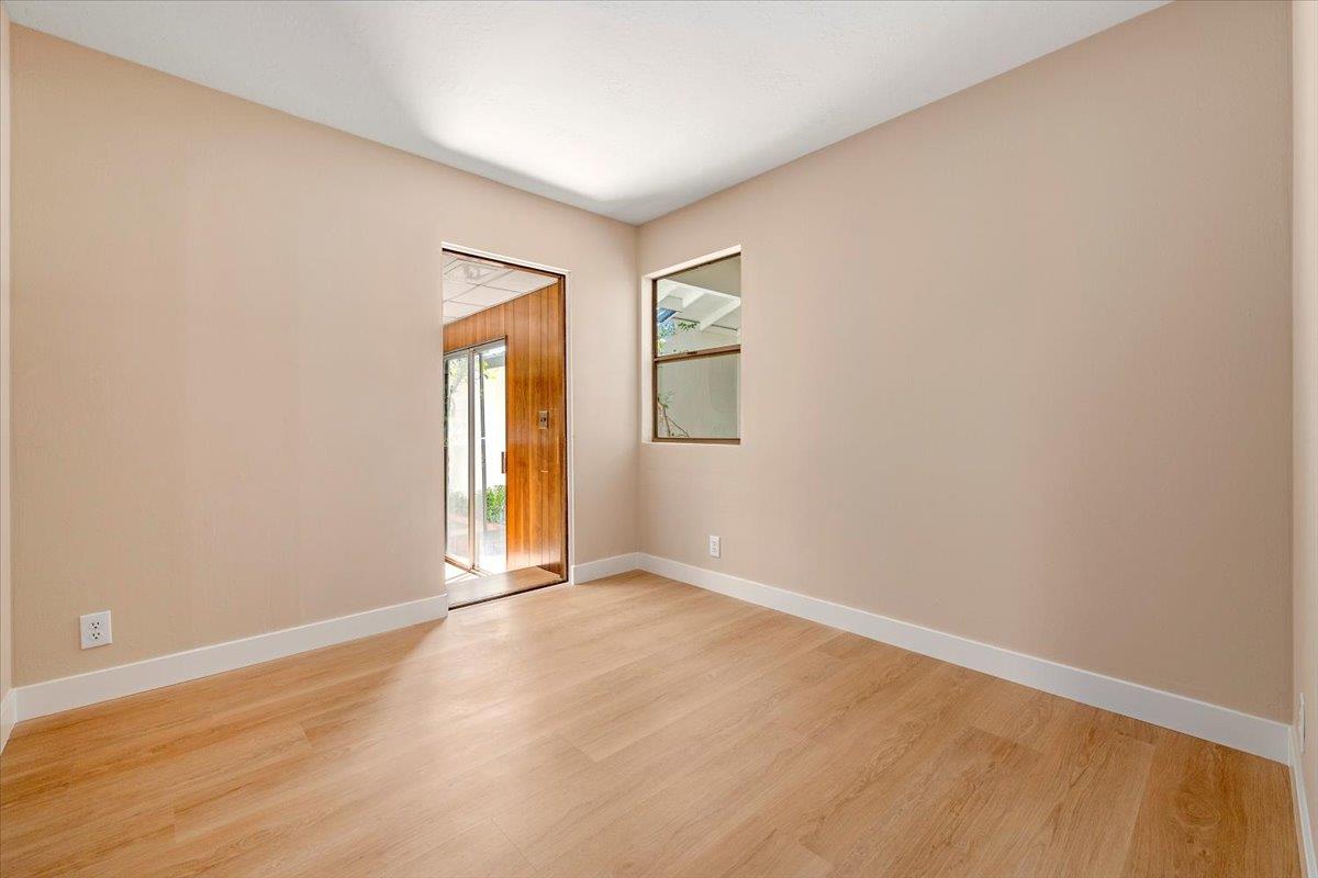 Detail Gallery Image 16 of 27 For 2543 Loomis Dr, San Jose,  CA 95121 - 3 Beds | 2 Baths