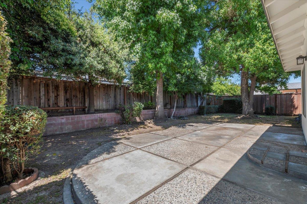 Detail Gallery Image 24 of 27 For 2543 Loomis Dr, San Jose,  CA 95121 - 3 Beds | 2 Baths