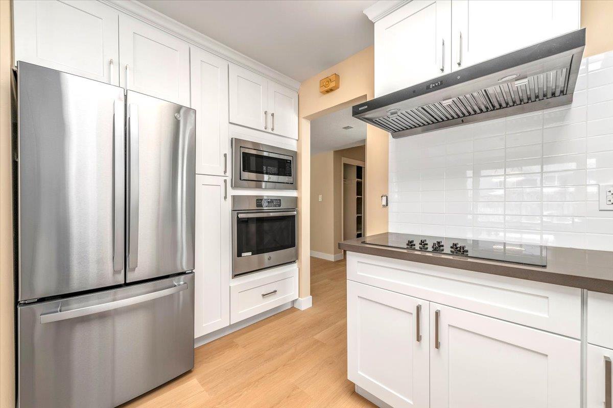 Detail Gallery Image 9 of 27 For 2543 Loomis Dr, San Jose,  CA 95121 - 3 Beds | 2 Baths