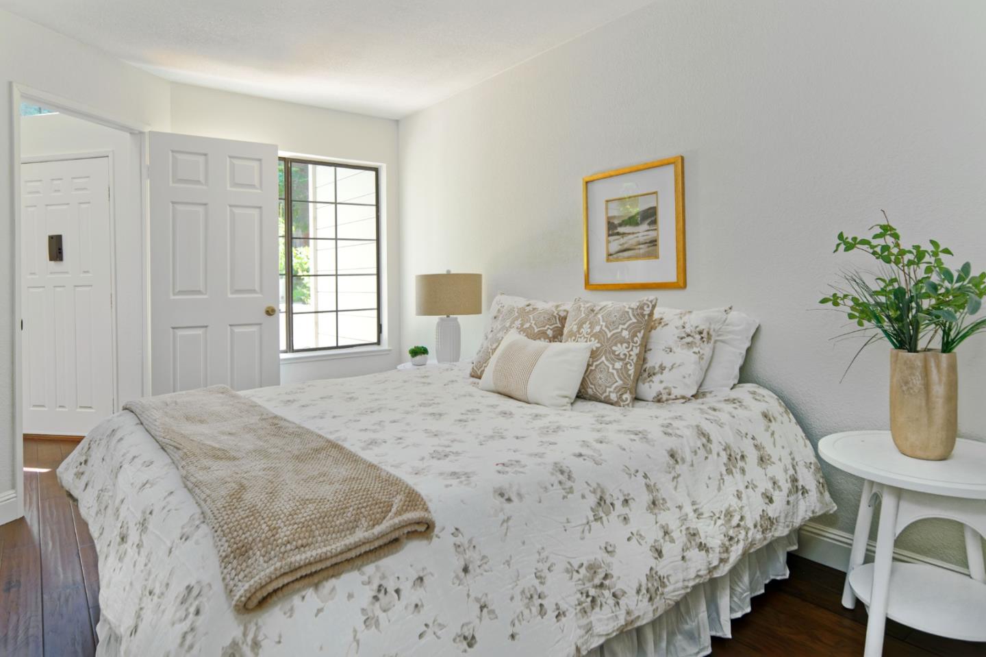 Detail Gallery Image 16 of 30 For 2766 Buena Point Ct, San Jose,  CA 95121 - 2 Beds | 2 Baths