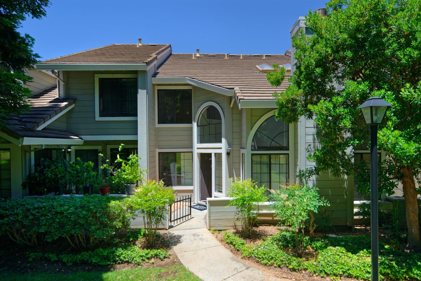 Detail Gallery Image 25 of 30 For 2766 Buena Point Ct, San Jose,  CA 95121 - 2 Beds | 2 Baths