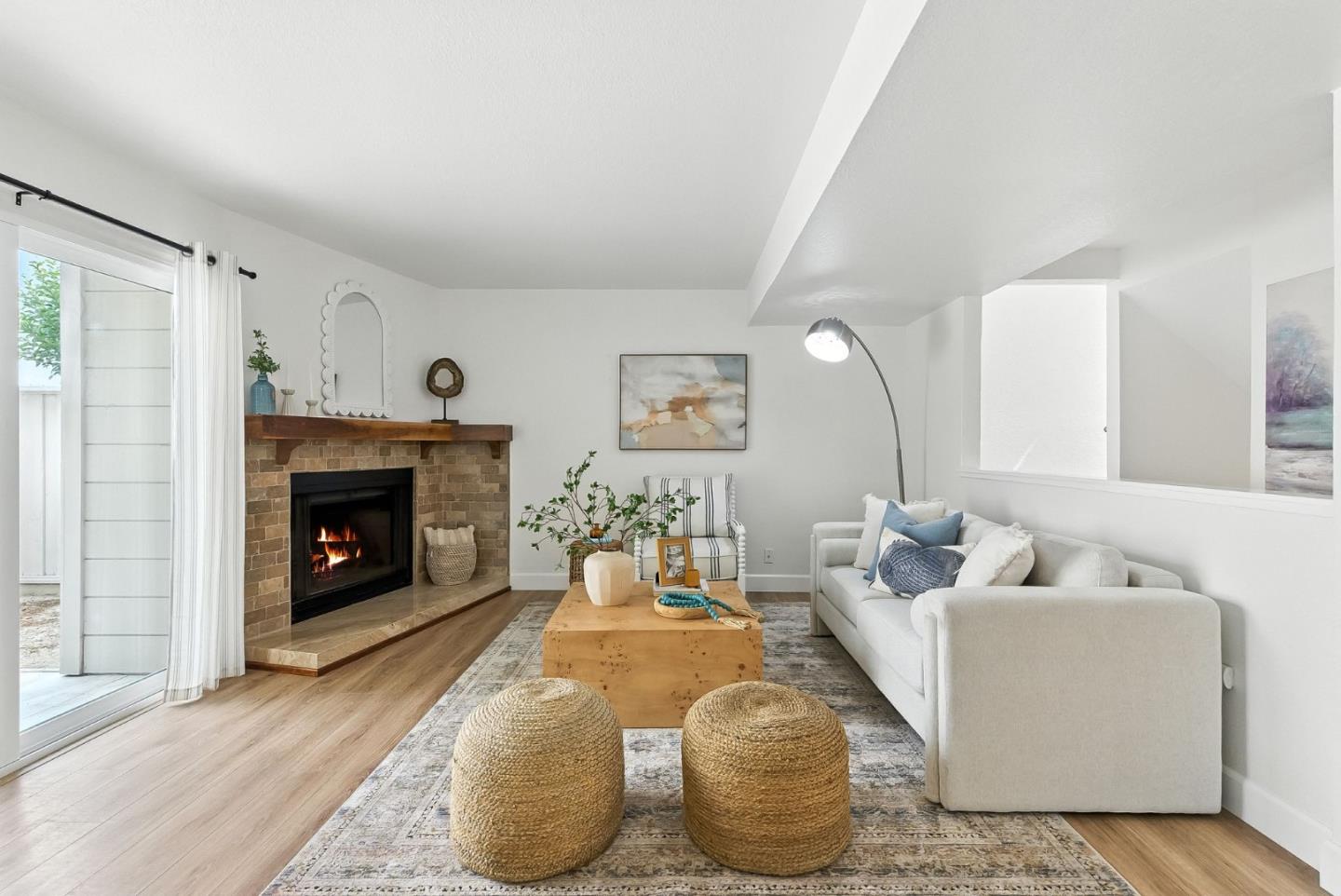 Detail Gallery Image 12 of 32 For 3101 Erin Ln, Santa Cruz,  CA 95065 - 2 Beds | 2/1 Baths