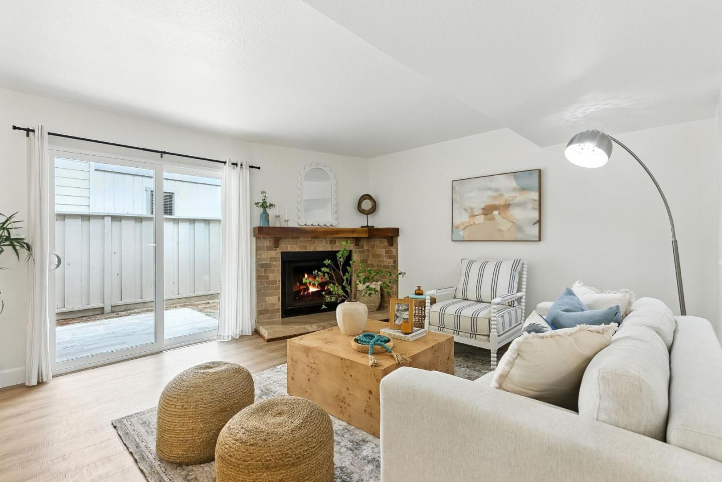Detail Gallery Image 13 of 32 For 3101 Erin Ln, Santa Cruz,  CA 95065 - 2 Beds | 2/1 Baths