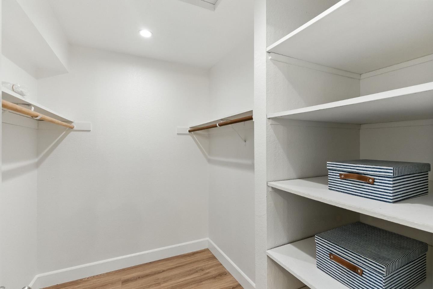 Detail Gallery Image 23 of 32 For 3101 Erin Ln, Santa Cruz,  CA 95065 - 2 Beds | 2/1 Baths
