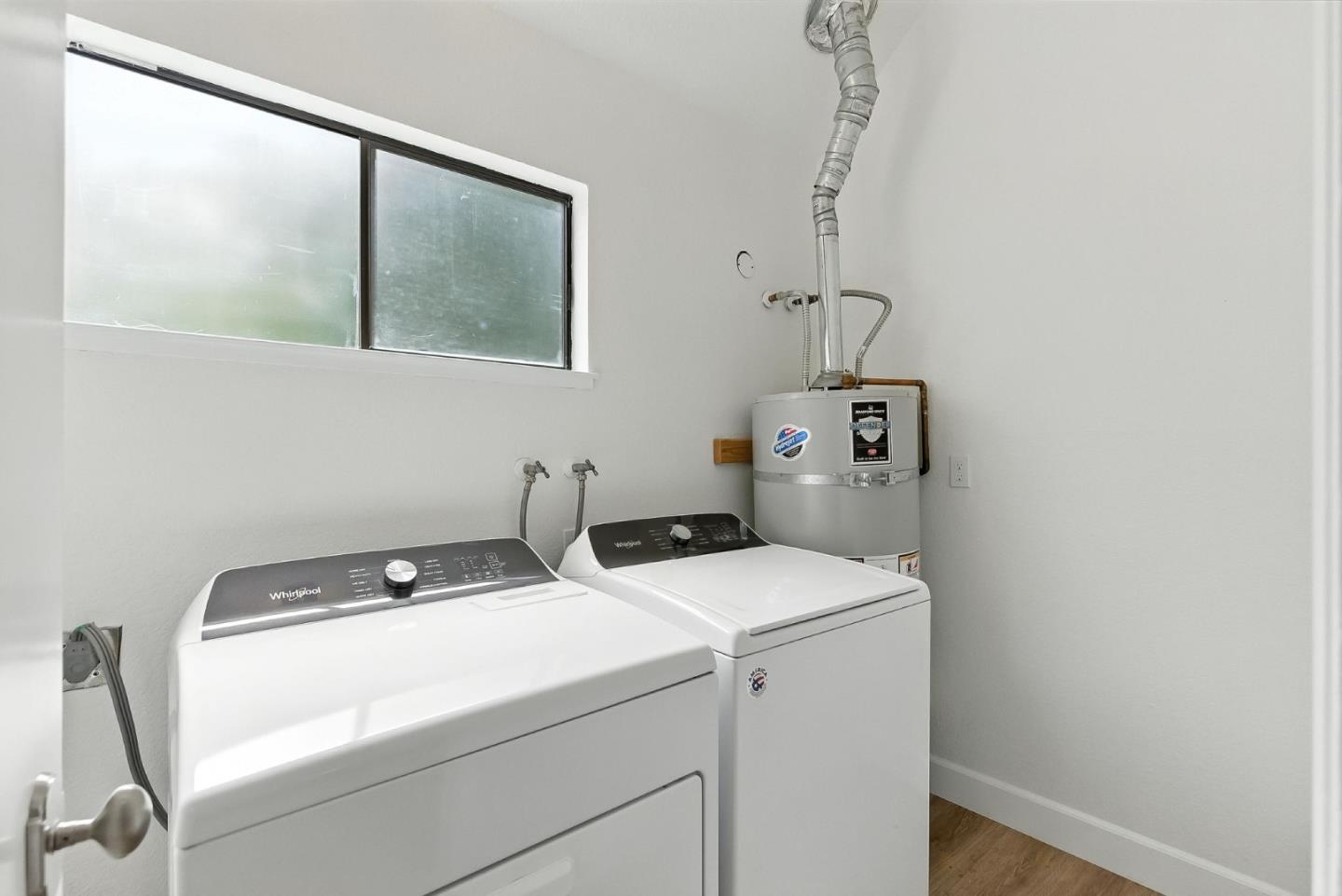 Detail Gallery Image 28 of 32 For 3101 Erin Ln, Santa Cruz,  CA 95065 - 2 Beds | 2/1 Baths