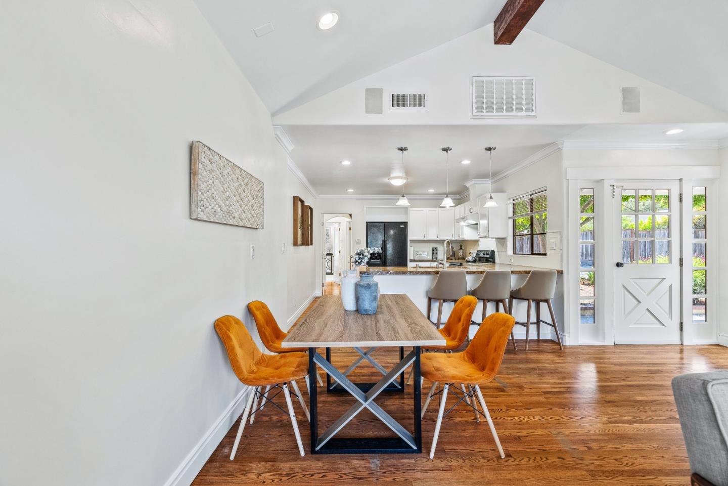 Detail Gallery Image 10 of 69 For 68 Live Oak Rd, Royal Oaks,  CA 95076 - 4 Beds | 3 Baths