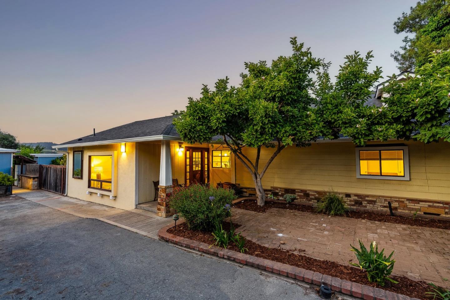 Detail Gallery Image 2 of 69 For 68 Live Oak Rd, Royal Oaks,  CA 95076 - 4 Beds | 3 Baths