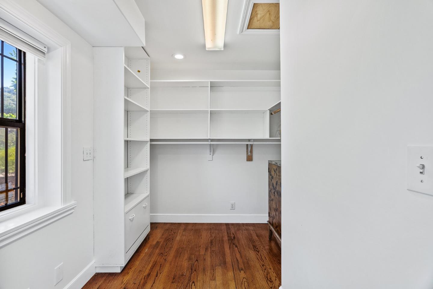 Detail Gallery Image 23 of 69 For 68 Live Oak Rd, Royal Oaks,  CA 95076 - 4 Beds | 3 Baths