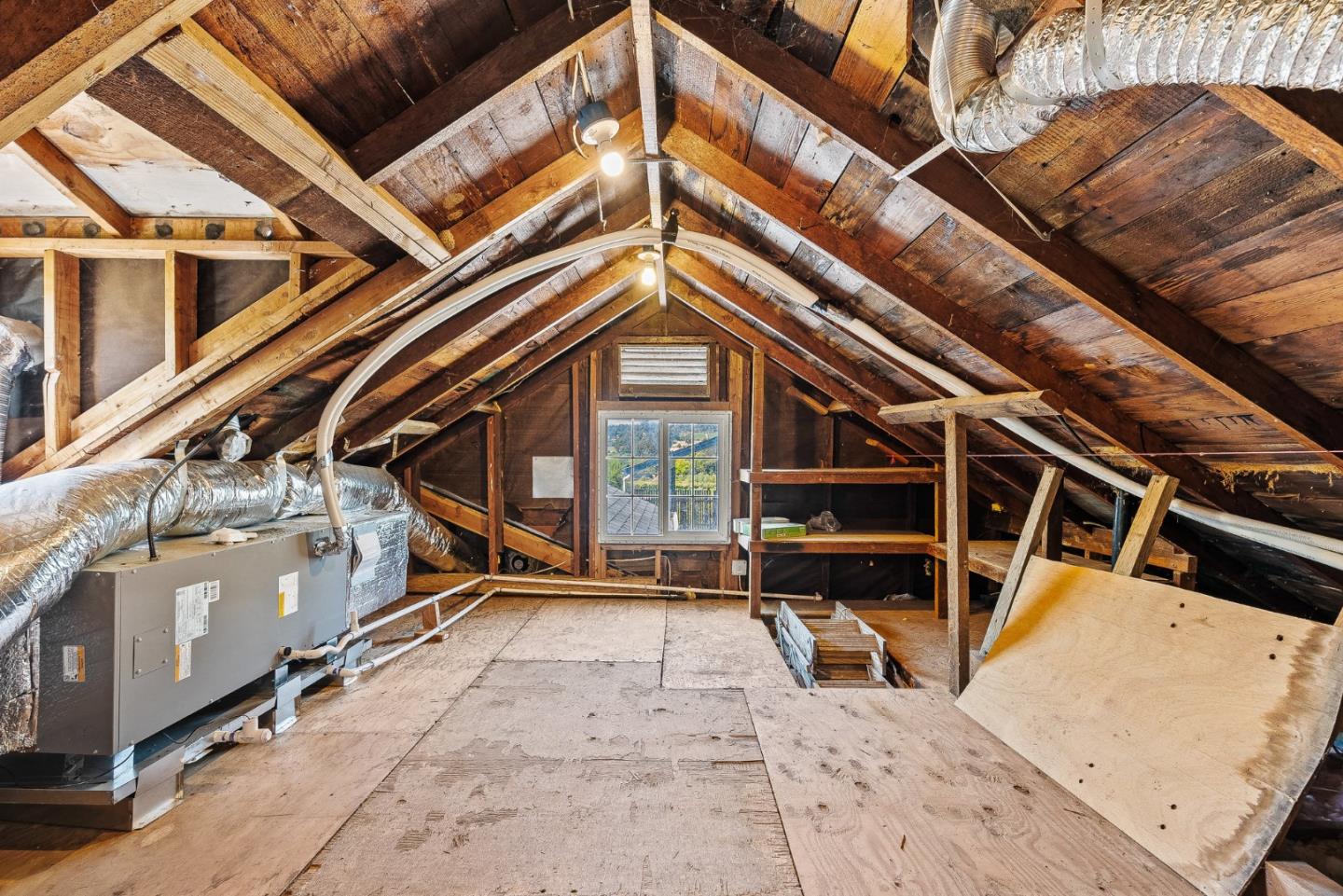 Detail Gallery Image 26 of 69 For 68 Live Oak Rd, Royal Oaks,  CA 95076 - 4 Beds | 3 Baths