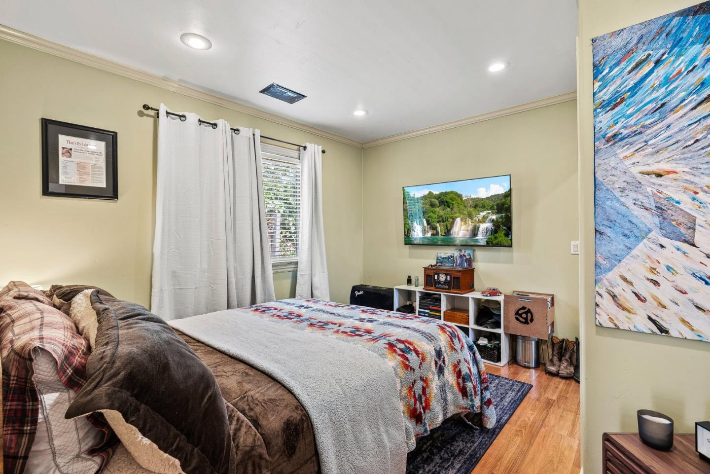 Detail Gallery Image 31 of 69 For 68 Live Oak Rd, Royal Oaks,  CA 95076 - 4 Beds | 3 Baths