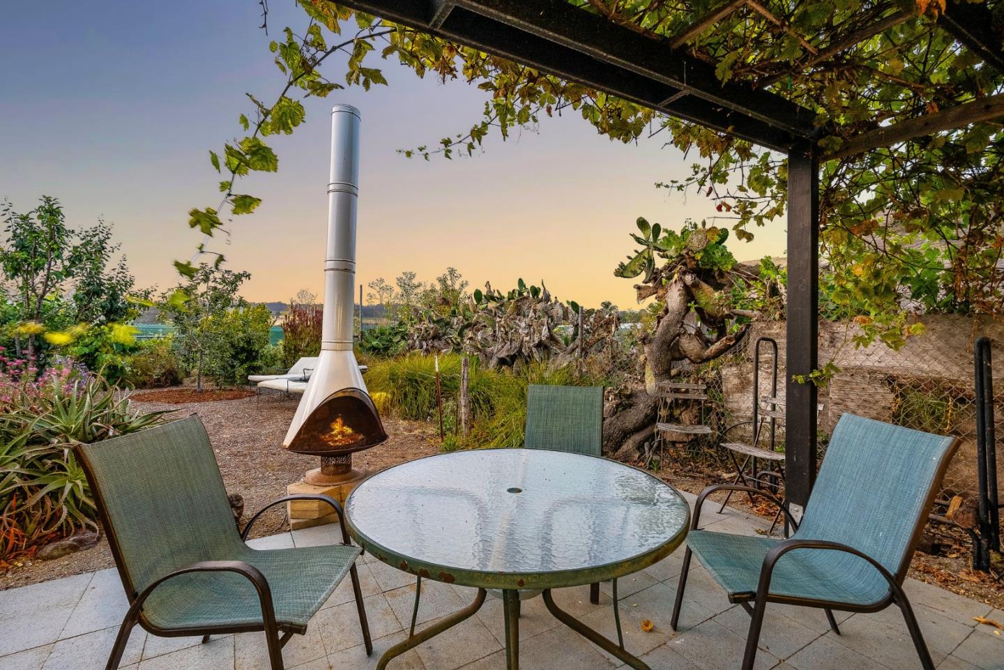 Detail Gallery Image 65 of 69 For 68 Live Oak Rd, Royal Oaks,  CA 95076 - 4 Beds | 3 Baths