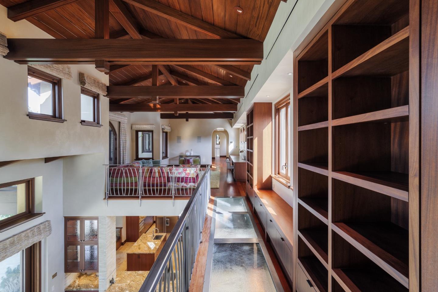 Detail Gallery Image 28 of 49 For 995 Matadero Ave, Palo Alto,  CA 94306 - 4 Beds | 4/2 Baths