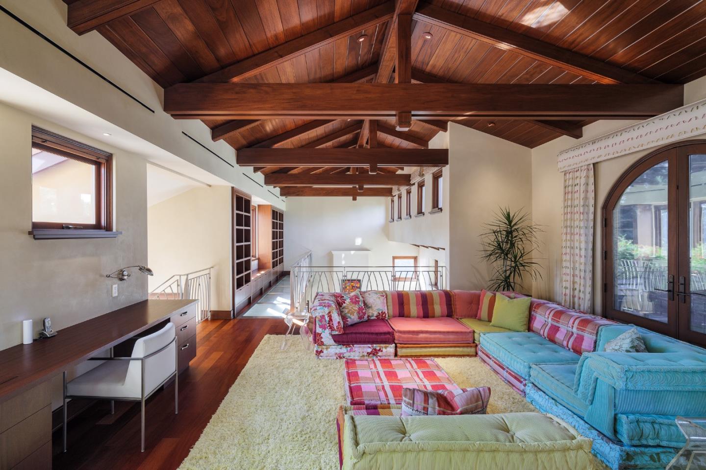Detail Gallery Image 29 of 49 For 995 Matadero Ave, Palo Alto,  CA 94306 - 4 Beds | 4/2 Baths