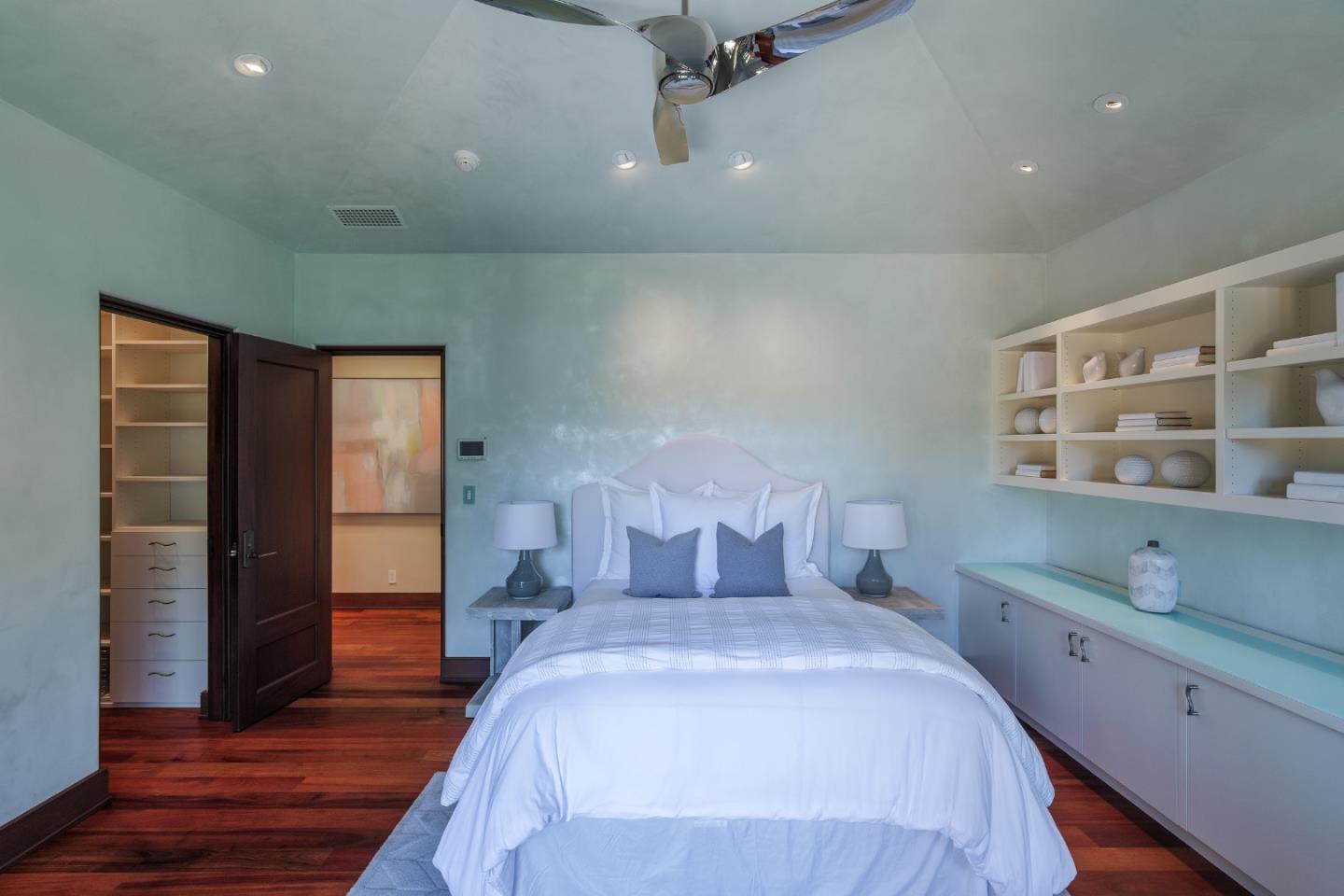 Detail Gallery Image 30 of 49 For 995 Matadero Ave, Palo Alto,  CA 94306 - 4 Beds | 4/2 Baths