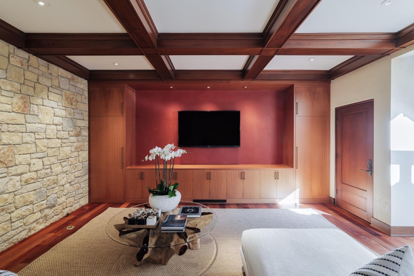 Detail Gallery Image 35 of 49 For 995 Matadero Ave, Palo Alto,  CA 94306 - 4 Beds | 4/2 Baths