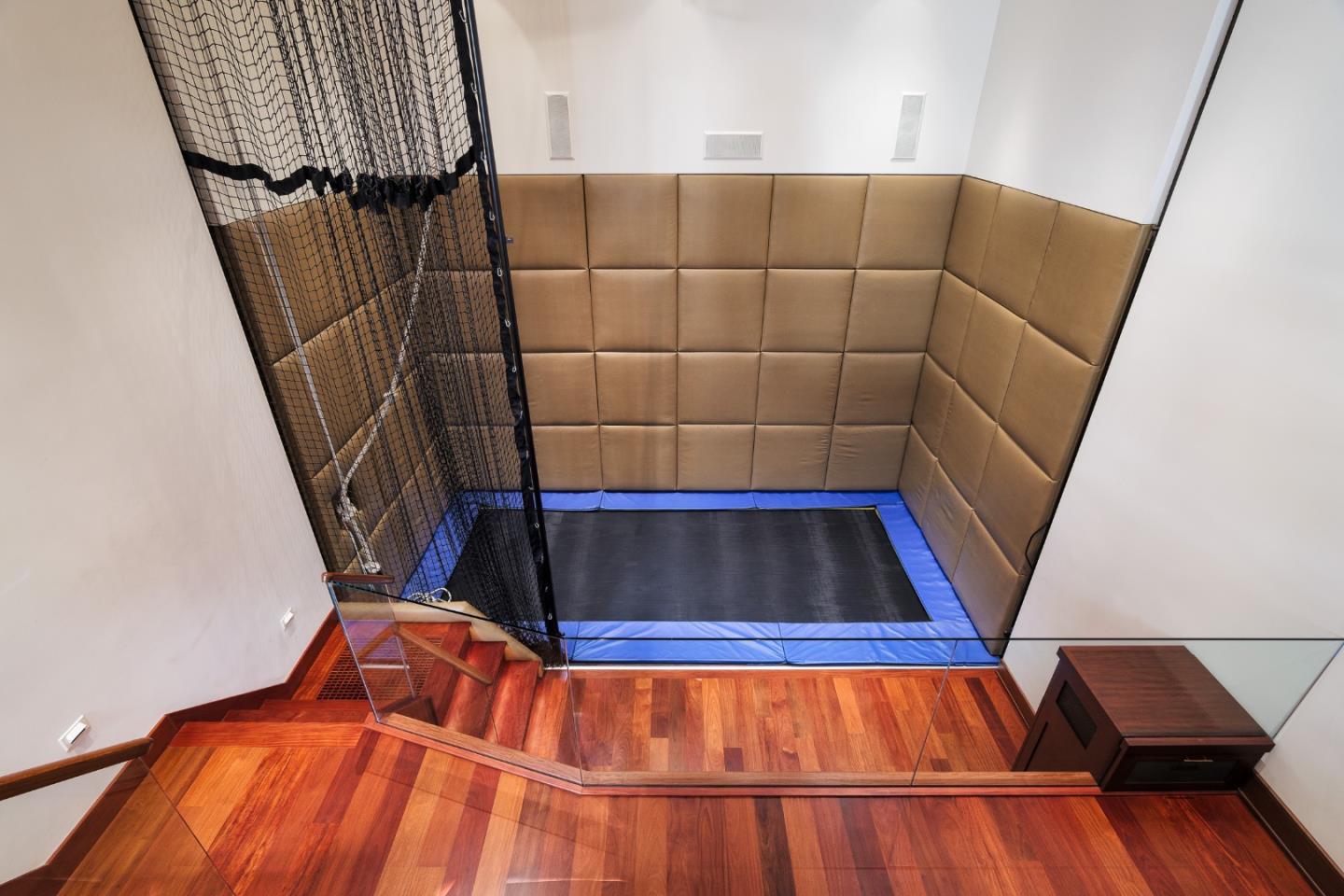 Detail Gallery Image 38 of 49 For 995 Matadero Ave, Palo Alto,  CA 94306 - 4 Beds | 4/2 Baths