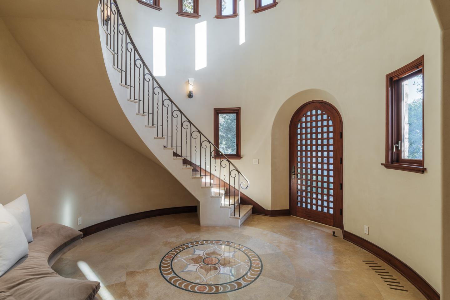 Detail Gallery Image 9 of 49 For 995 Matadero Ave, Palo Alto,  CA 94306 - 4 Beds | 4/2 Baths