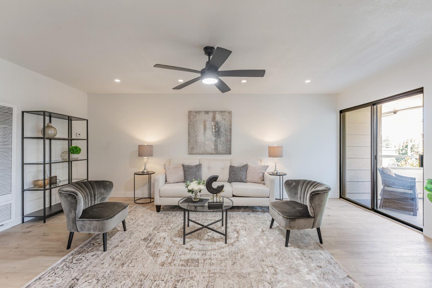 Detail Gallery Image 10 of 45 For 2077 Washington Ave #302,  San Leandro,  CA 94577 - 2 Beds | 2 Baths