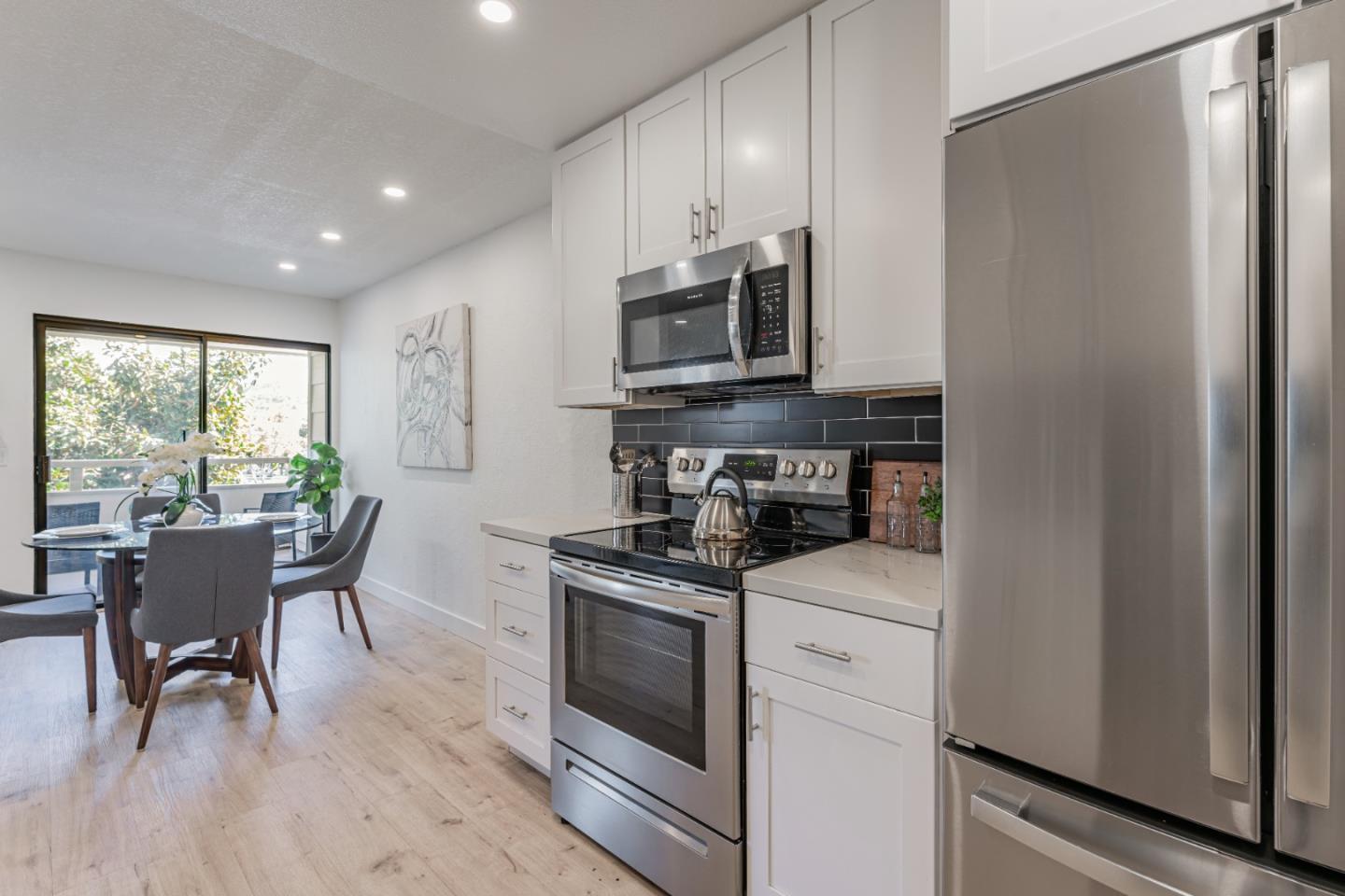 Detail Gallery Image 14 of 45 For 2077 Washington Ave #302,  San Leandro,  CA 94577 - 2 Beds | 2 Baths