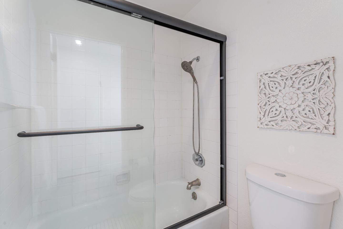 Detail Gallery Image 33 of 45 For 2077 Washington Ave #302,  San Leandro,  CA 94577 - 2 Beds | 2 Baths